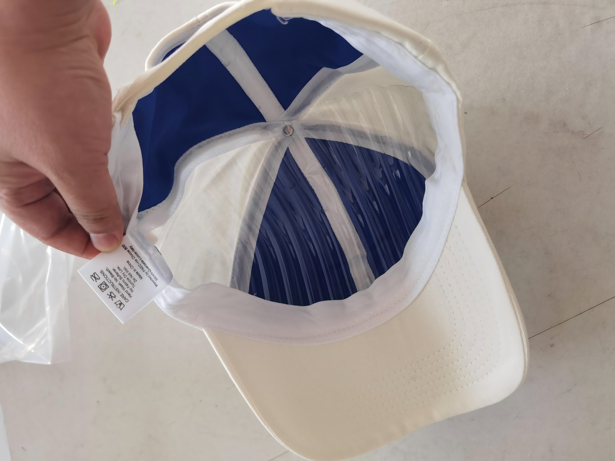 GT®A211 Instant Cooling Hat, Adult Evaporative Cooling Cap for Summer Work, Golf & Running